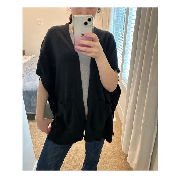 Halogen Sweaters - Halogen 100% Cashmere Cardigan Vest Pancho Black -One size